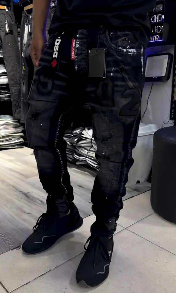 Trendy Splatter Embroidered Jeans
