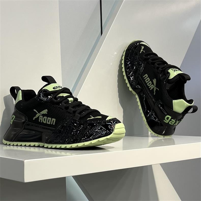 Shiny Patent Leather Breathable Shoes