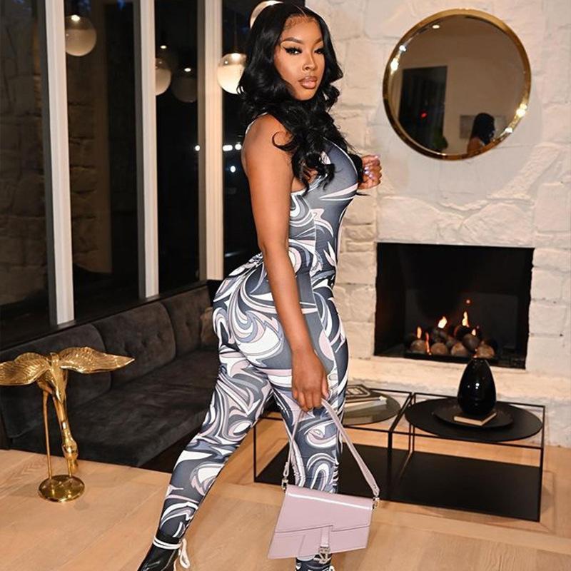 Fashion Suspenders Tight Hip Lift Jumpsuit