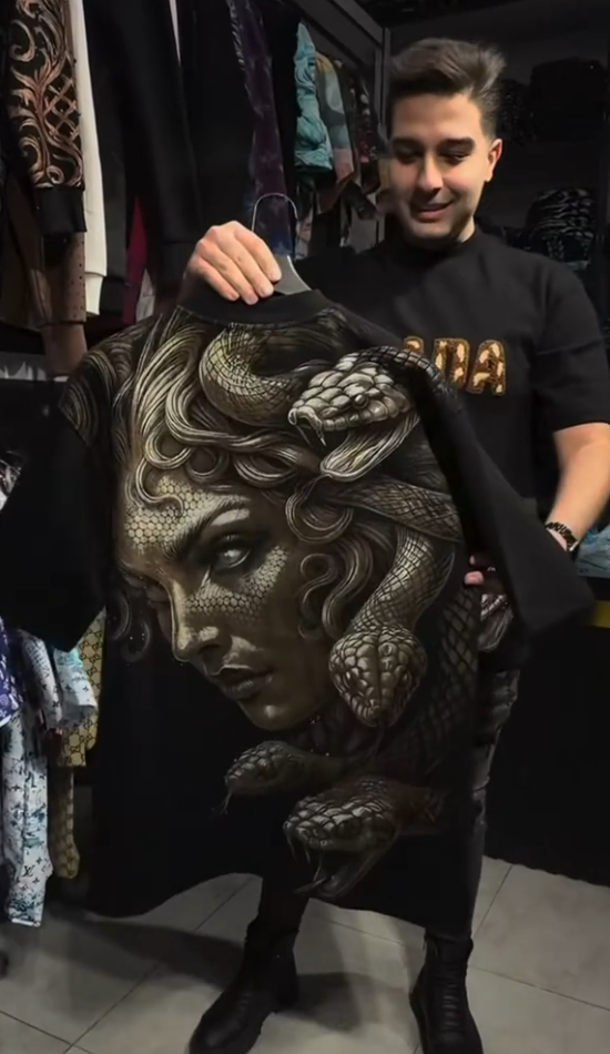 Medusa Print T-shirt