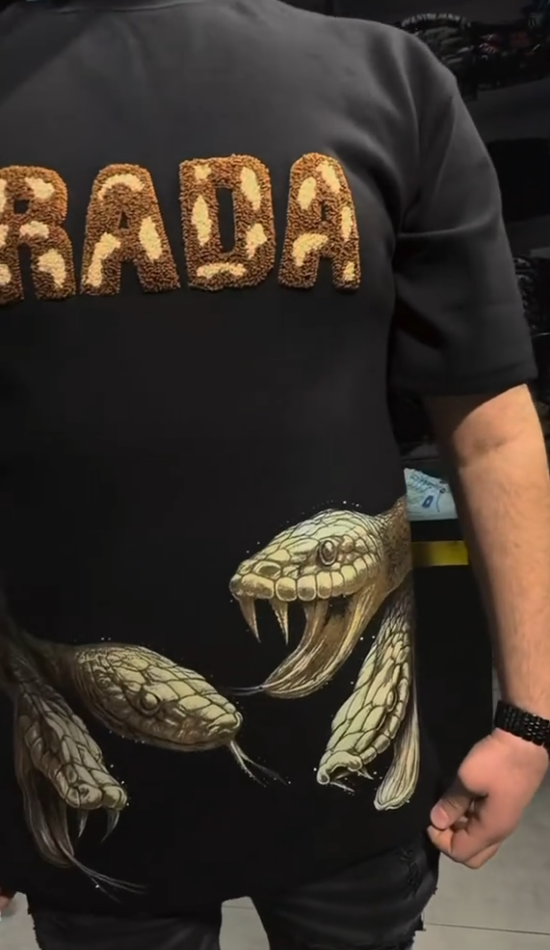 Medusa Print T-shirt