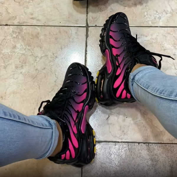 Purple and Pink Air Cushion Running Shoes