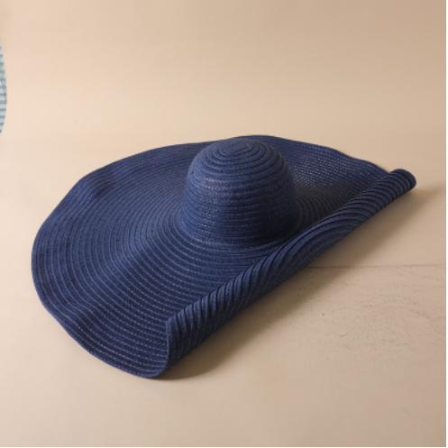 Large Eaves Summer Straw Hat